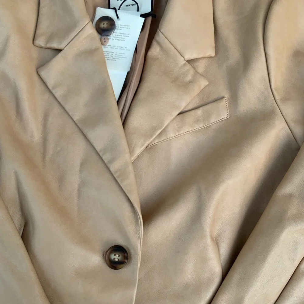 Bagatelle Tan Jacket - Picture 4 of 12